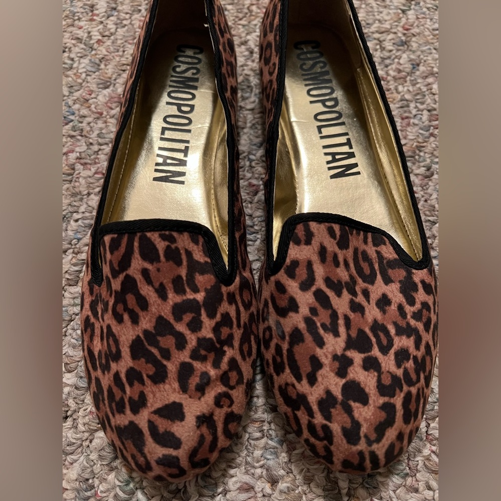 NIB Adorable Leopard Flats!